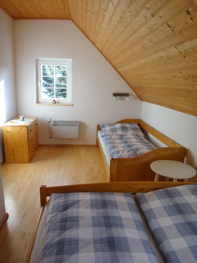 Apartman Na Zlatniku Zlata Olesnice  Buitenkant foto